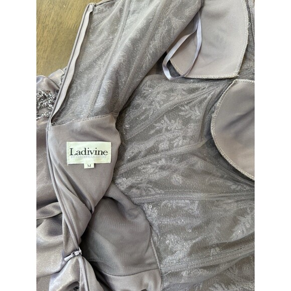 Ladivine by Cinderella Divine Lavender Off Shoulder Gown M Sequin Formal Dress - Picture 13 of 16